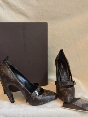 Louis Vuitton Monogram Mary Jane Heels in Brown and Gold